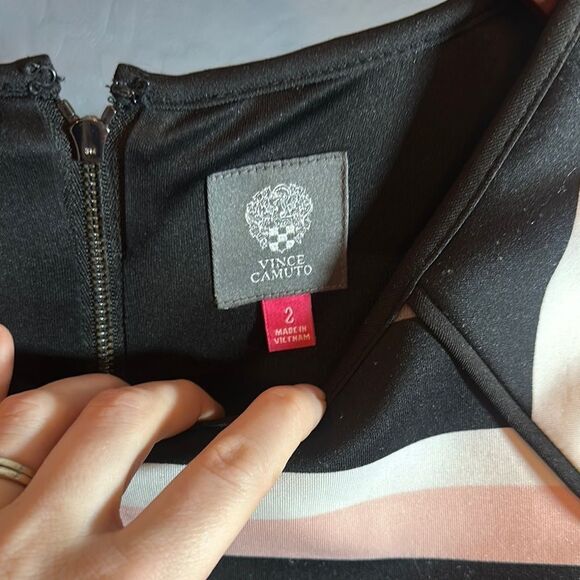 Vince Camuto Black and White Fit and Flare Sleeveless Dress for Casual Occasions - Picture 2 of 6